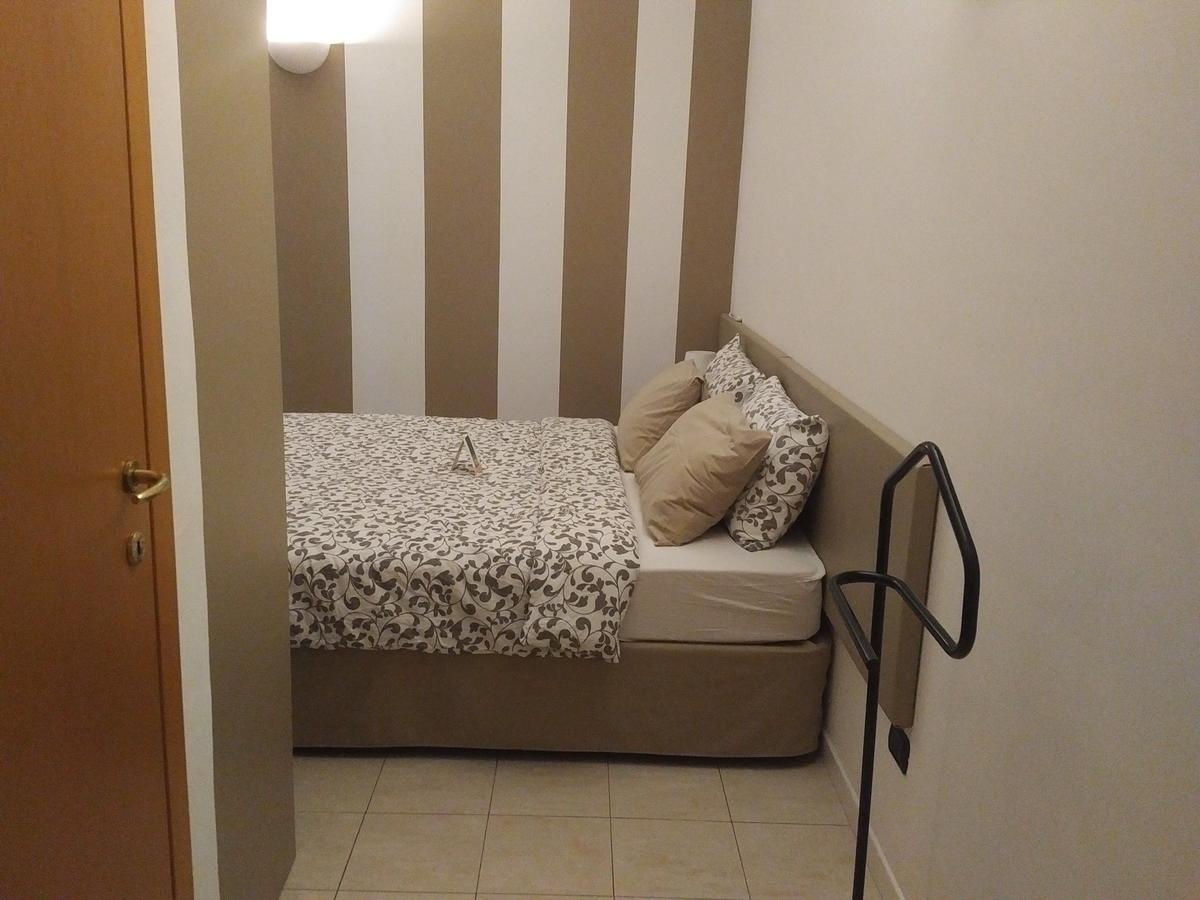 Villa Ferri Apartments Padua Buitenkant foto