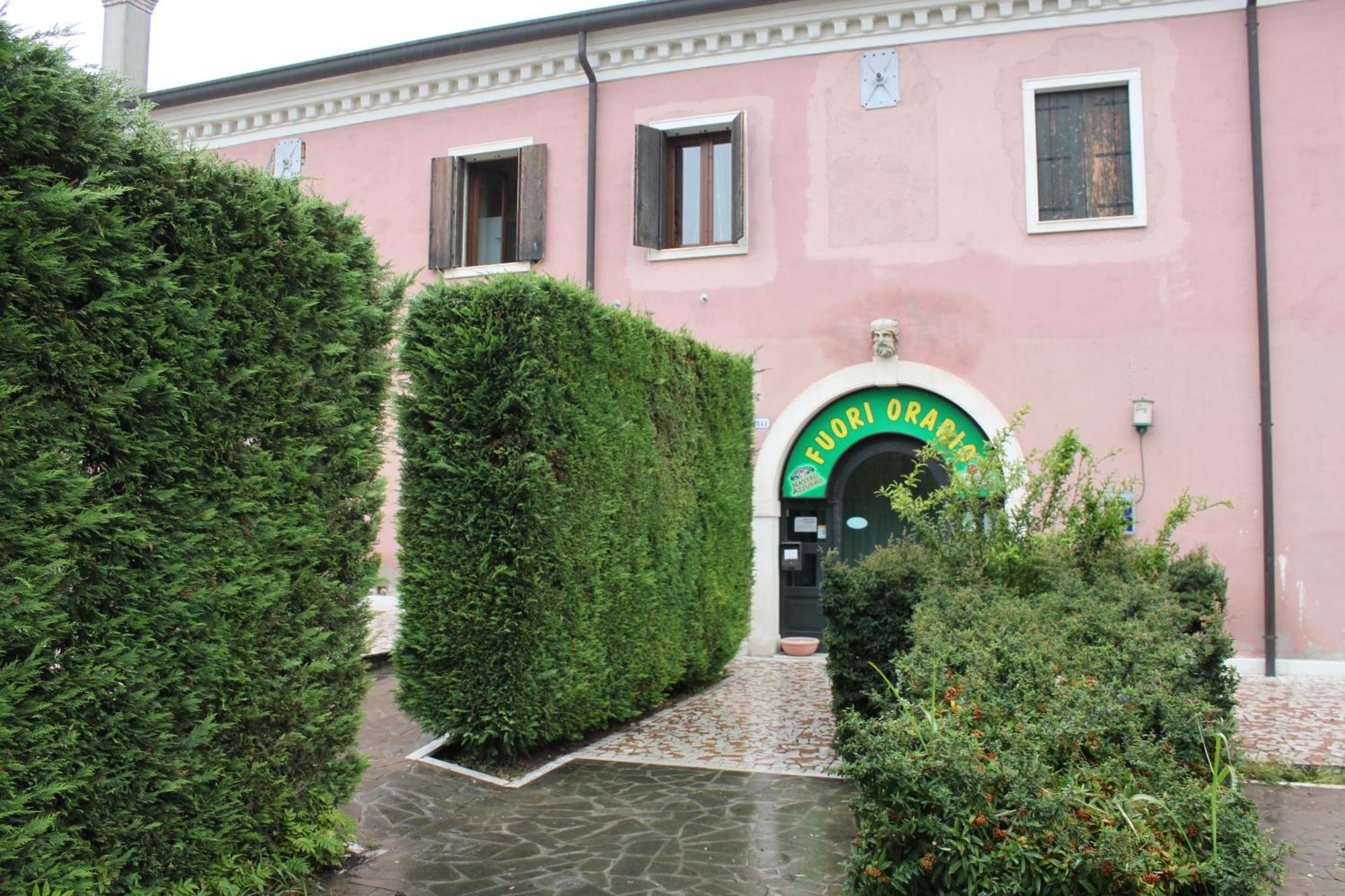 Villa Ferri Apartments Padua Buitenkant foto